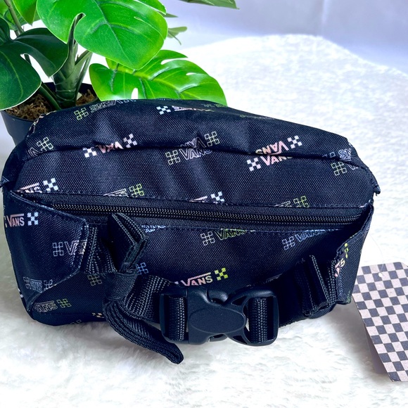 Vans unisex logo black belt bag - Picture 2 of 9